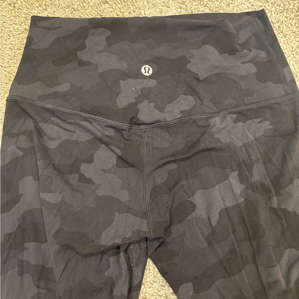 lululemon align leggings, 28” size 6